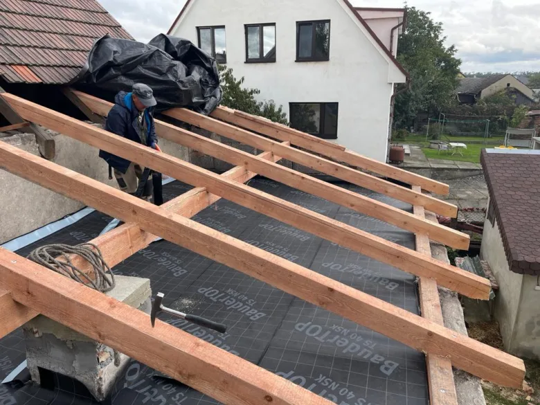 Instalace tepelné izolace na střeše bez demontáže krytiny