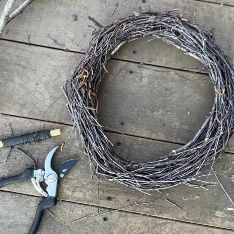 Wreath and pruning shears