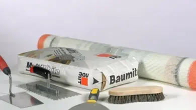 Nástroje a materiály pro opravu fasády vlastními silami