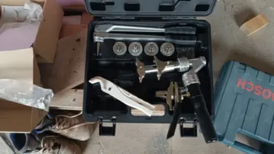 Nástroje pro instalaci rozvodů topení ve zdi svépomocí