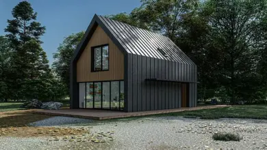 Moderní dřevostavba s šikmou střechou v lese